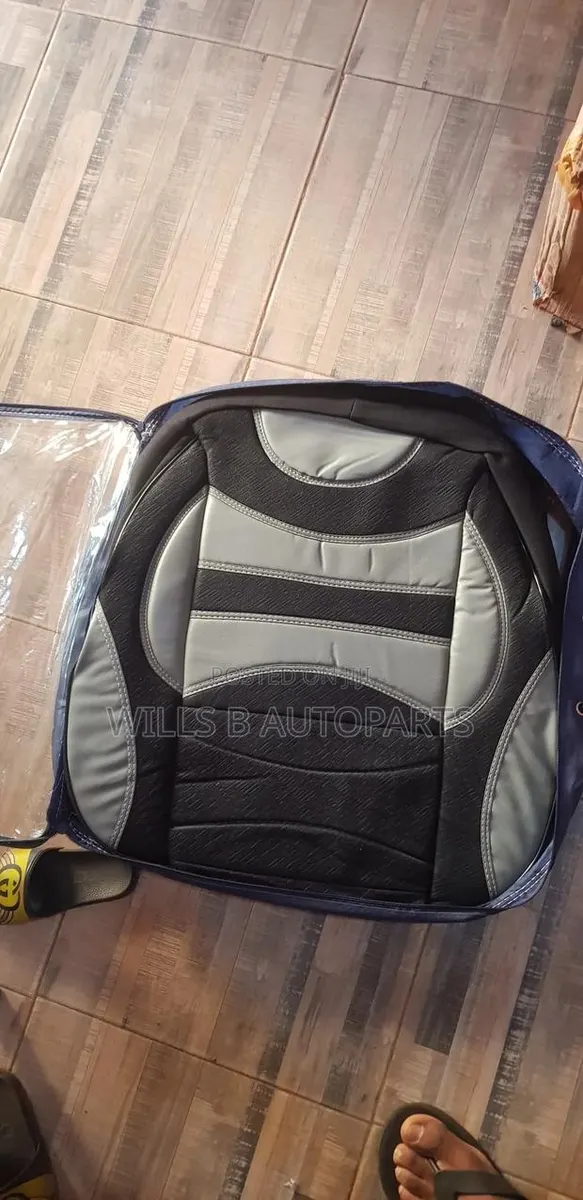 Leather Seat Covers · Photo 1