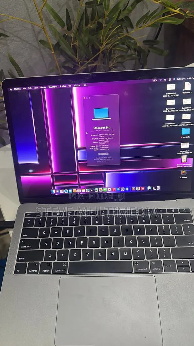 Laptop Apple MacBook Pro 2017 8GB Intel Core i5 SSD 128GB · Photo 1
