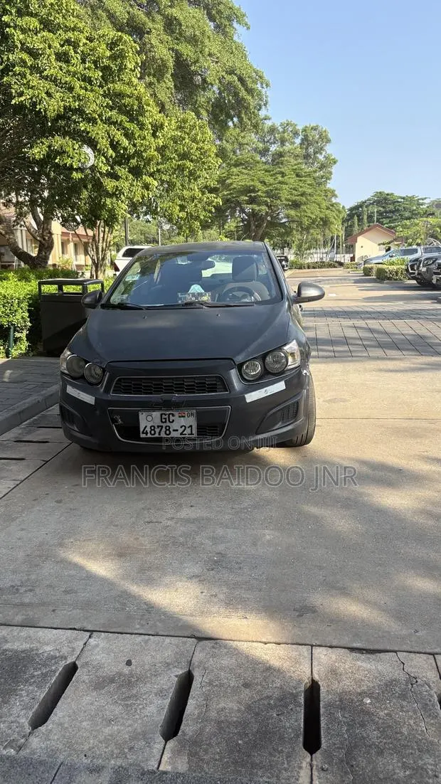 Chevrolet Sonic LT 2013 Black · Photo 1