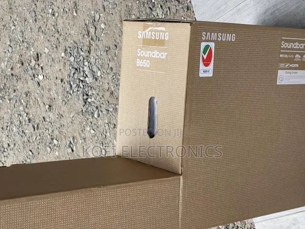 B650 Samsung Soundbar Gargantuan Sound, Modern Elegance · Photo 1