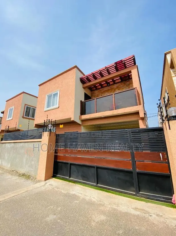 2bdrm House in Achimota, Mile 7 for rent · Photo 1