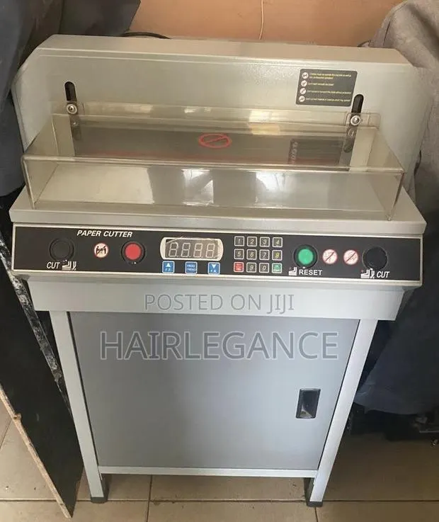 Electric Paper Cutting Machine · Photo 1