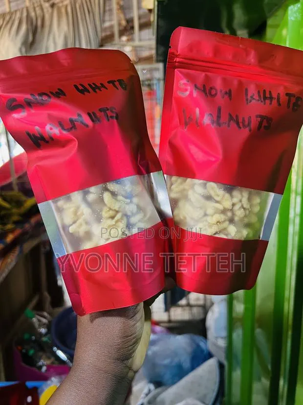 Snow White Walnuts · Photo 1