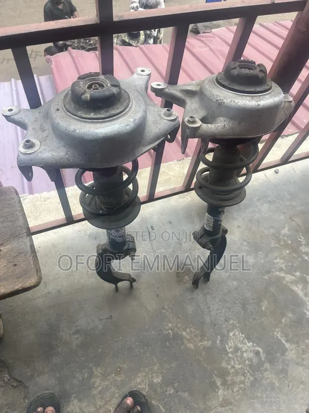 Audi A4 2009 to 2016 Front Shocks · Photo 1