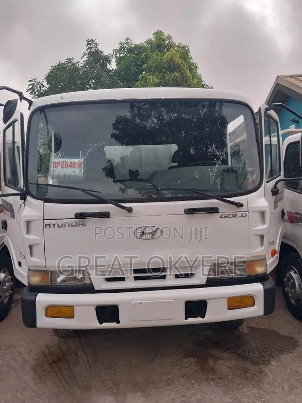 Hyundai 5ton Truck · Photo 1