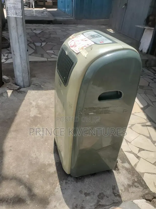 Standing AC for Sale · Photo 1