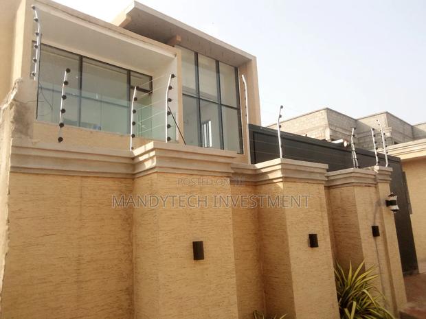 Furnished 5bdrm Mansion in School Junction for sale · Photo 1
