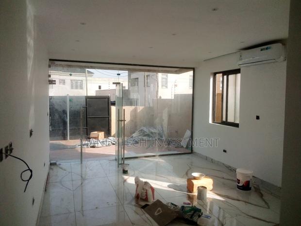 Furnished 5bdrm Mansion in School Junction for sale · Photo 7