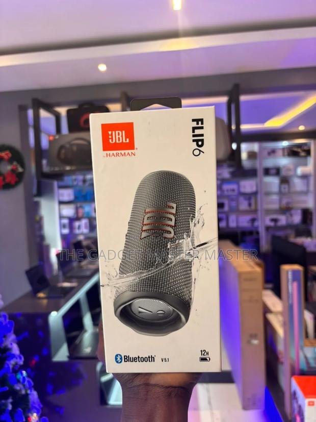 JBL Flip 6 Portable Speaker · Photo 1