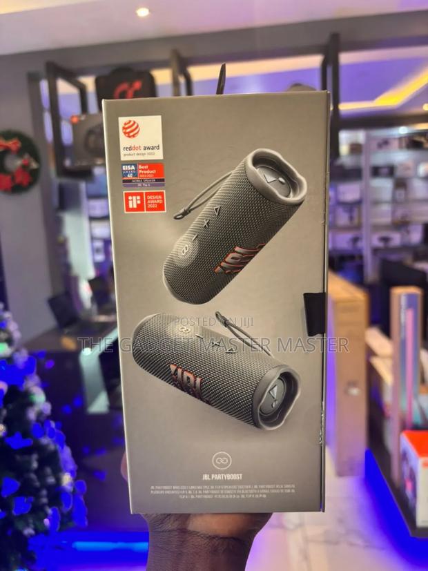 JBL Flip 6 Portable Speaker · Photo 4