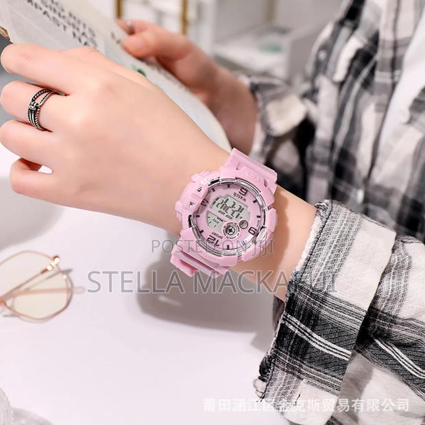 Digital Watches for Children Only · Photo 4
