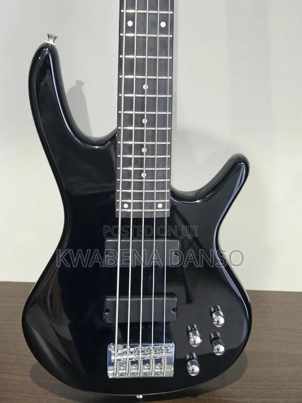 Smiger G-B3-5-Bk 5 Strings Passive Bass Guitar · Photo 4