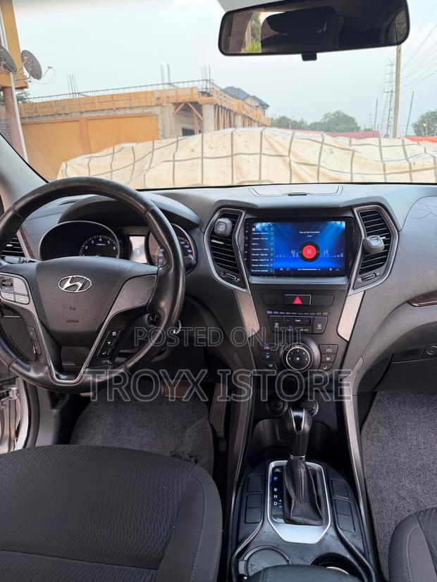 Hyundai Santa Fe 2015 Gray · Photo 3