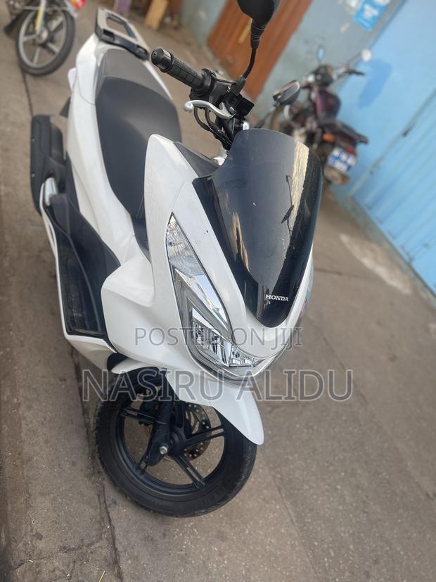 New Honda Ignition 2023 White · Photo 3