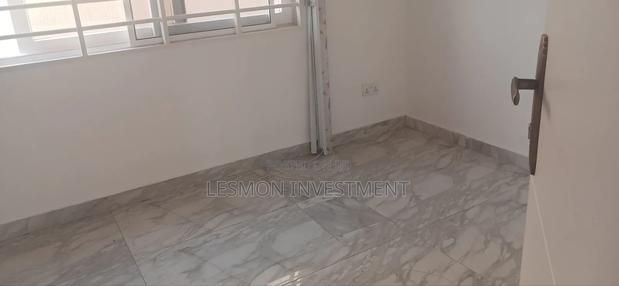 4bdrm Duplex in Lesmon Investment, Spintex for rent · Photo 2