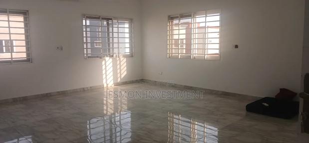 4bdrm Duplex in Lesmon Investment, Spintex for rent · Photo 6