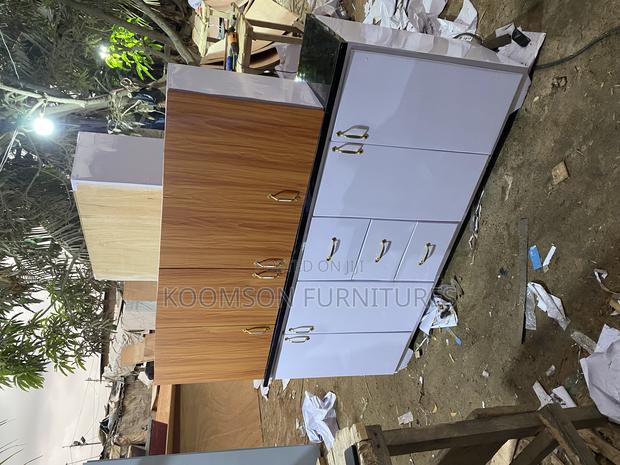 Quality Kitchen Cabinet Payment on Delivery · Photo 1