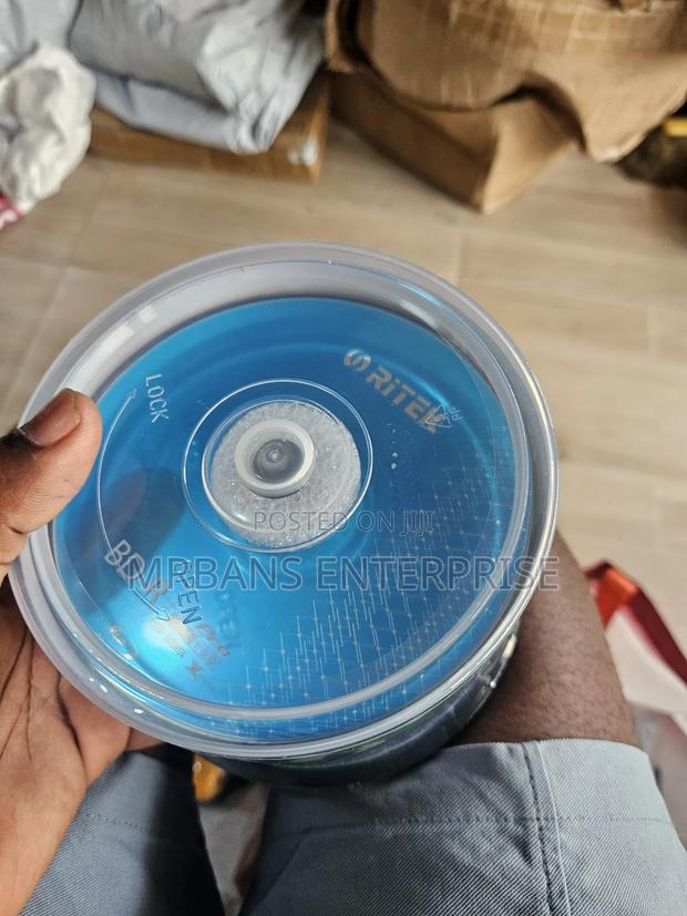 All-in-One Ps4 Jailbreak Disc With Auto Goldhen 9.00 to 12.52 · Photo 2