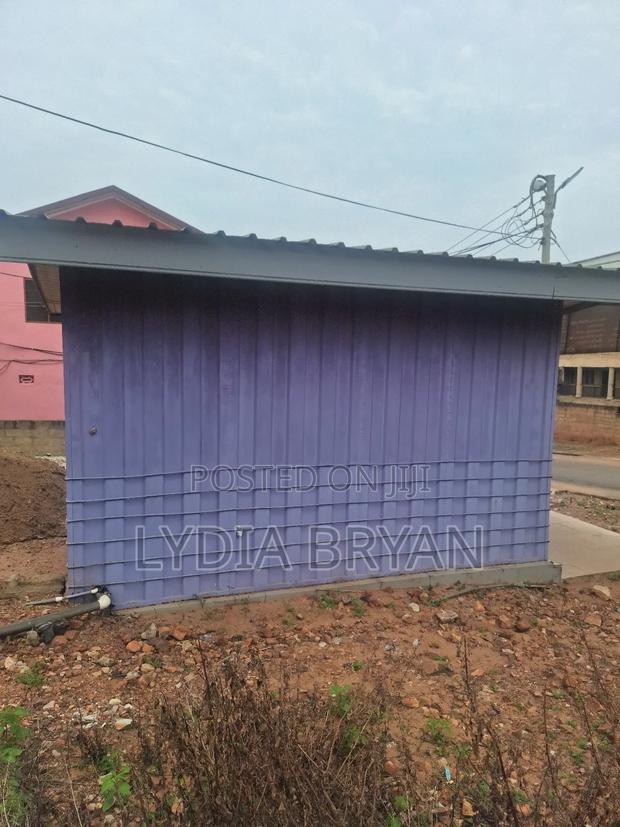Container For Sale · Photo 4