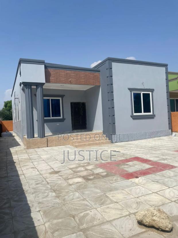 3bdrm House in Spintex for sale · Photo 1