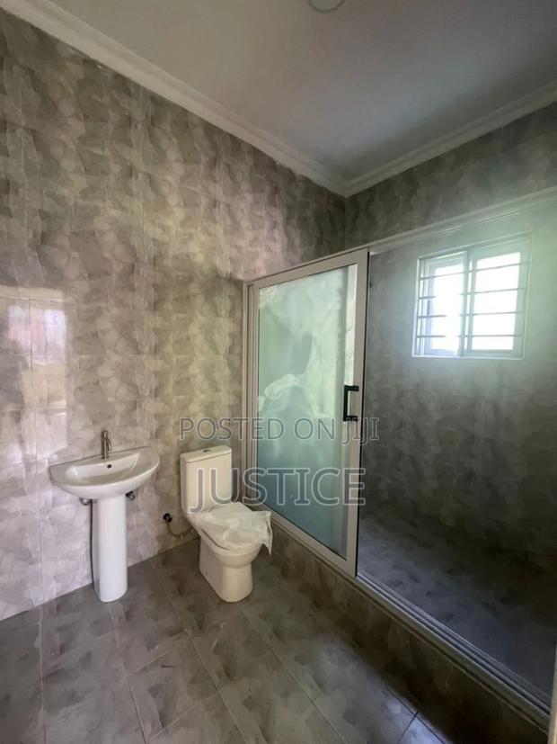 3bdrm House in Spintex for sale · Photo 6