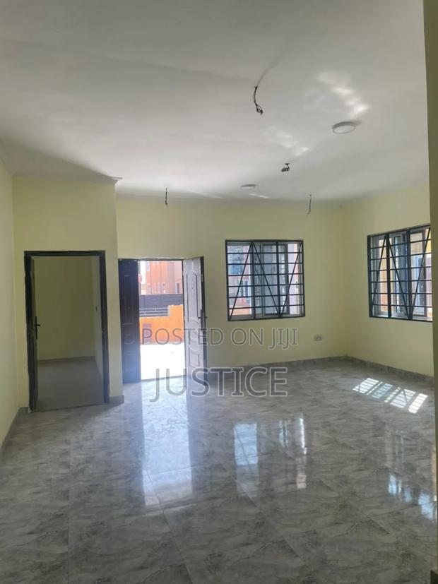 3bdrm House in Spintex for sale · Photo 7