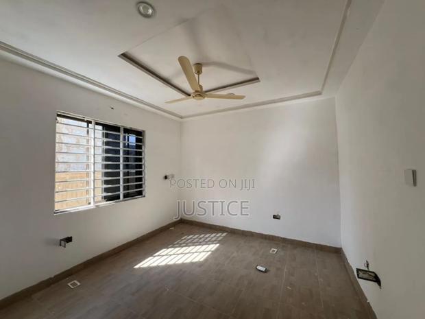 3bdrm House in Amrahia, Oyarifa for sale · Photo 5