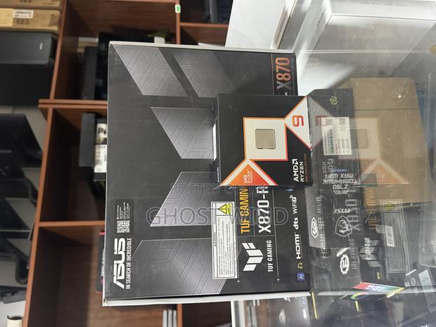 Motherboard · Photo 3
