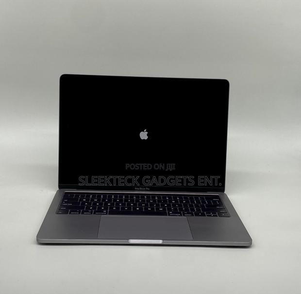Laptop Apple MacBook Pro 2017 8GB Intel Core i5 SSD 256GB · Photo 2
