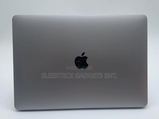 Laptop Apple MacBook Pro 2017 8GB Intel Core i5 SSD 256GB · Photo 3