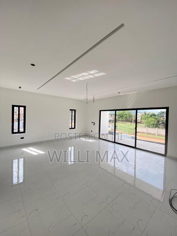 4bdrm Duplex in Ayimensah, Oyarifa Mall Area for sale · Photo 3
