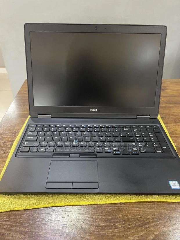 Laptop Dell Latitude 5590 16GB Intel Core i7 SSD 512GB · Photo 6