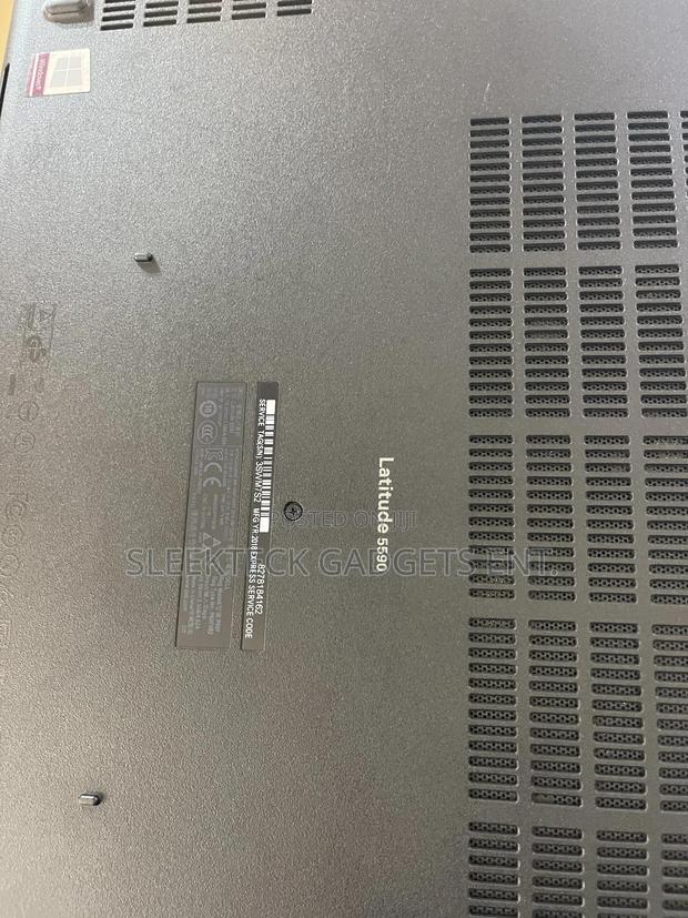 Laptop Dell Latitude 5590 16GB Intel Core i7 SSD 512GB · Photo 8