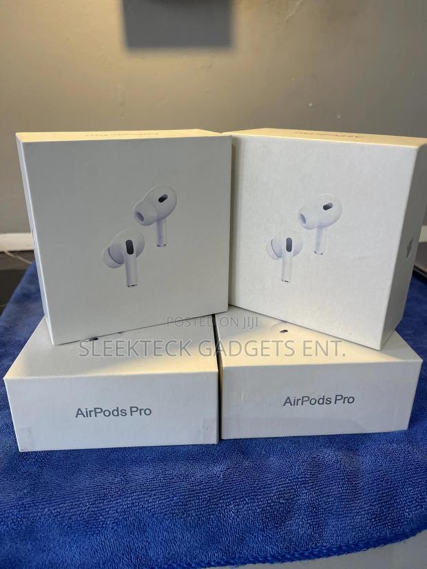 Apple Airpods Pro – Wireless Noise-Cancelling Earbuds With Case · Photo 3