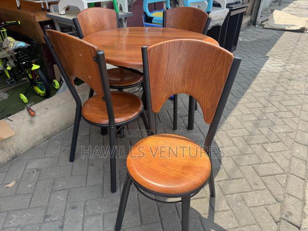Wooden Round Dining Set(4-1) · Photo 1