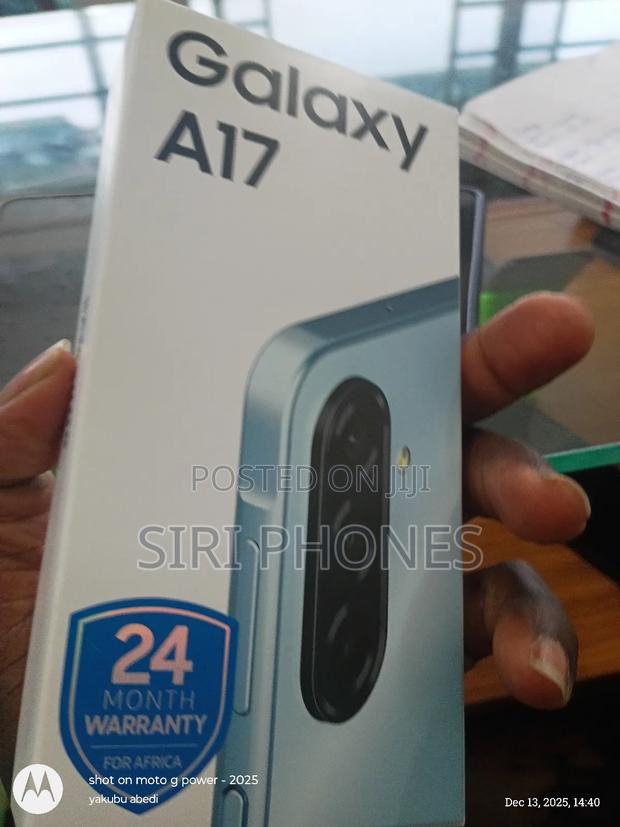 New Samsung Galaxy A17 5G 128 GB Blue · Photo 3