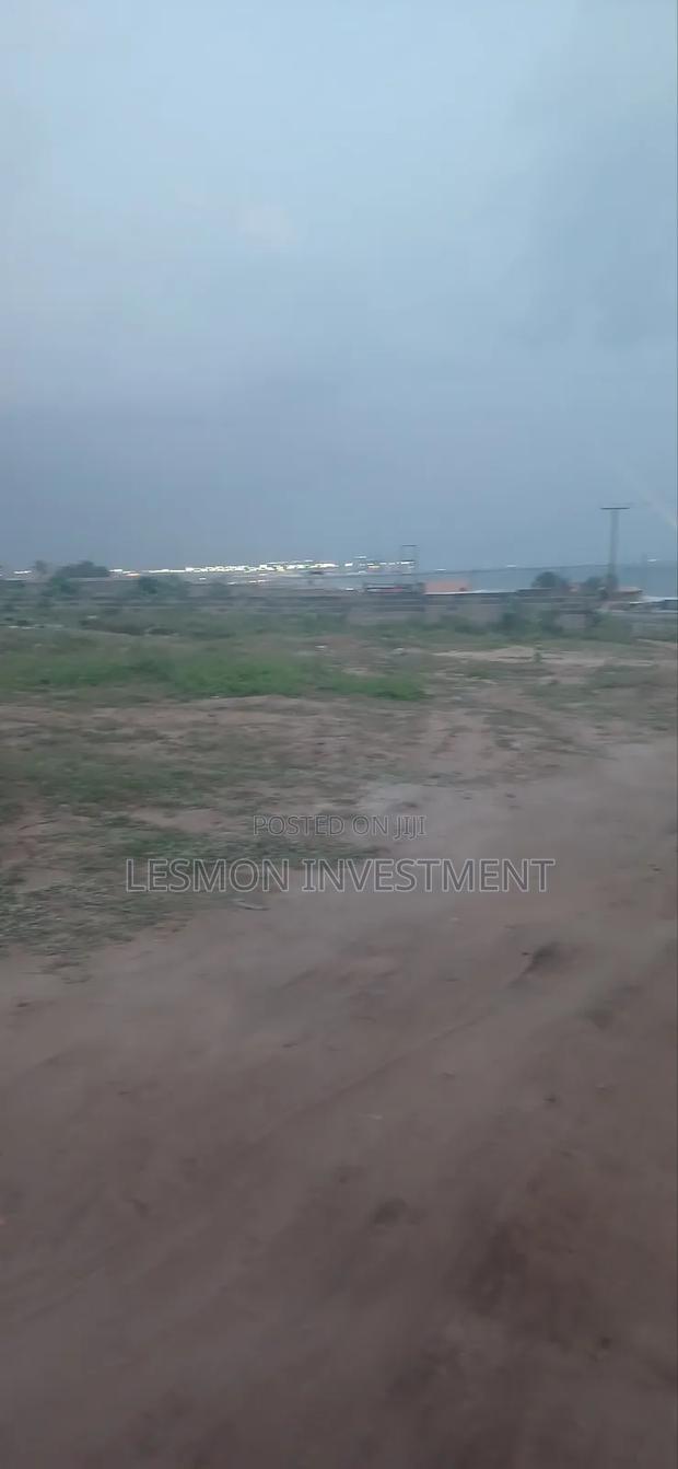1 Acre Commercial Land for Sale in Tema - Nungua Beach Road · Photo 4