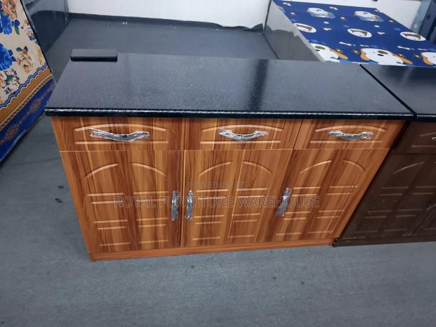Kitchen Cabinet · Photo 1