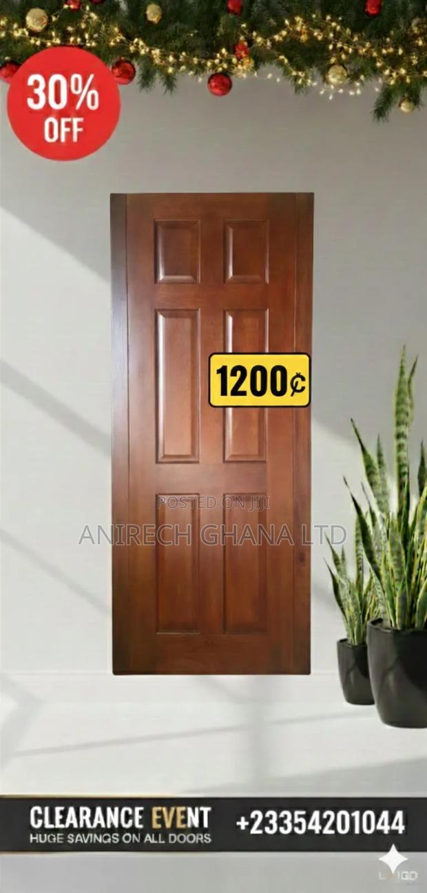 Solid Wooden Door · Photo 1