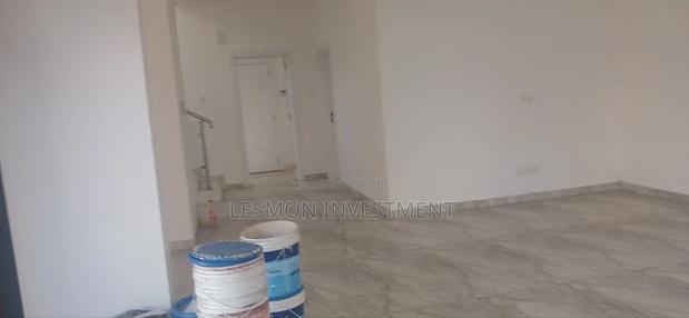 3bdrm House in Lesmon Investment, Spintex for rent · Photo 2