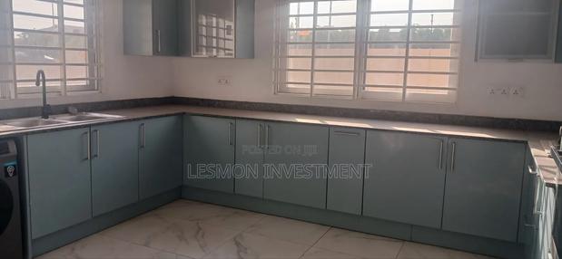 3bdrm House in Lesmon Investment, Spintex for rent · Photo 3