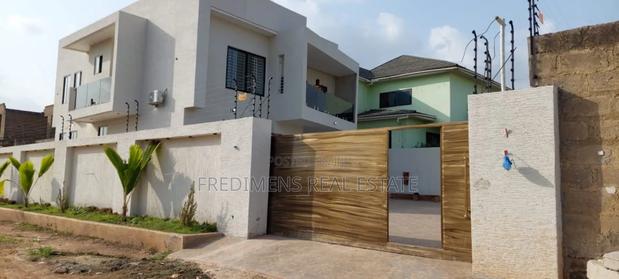5bdrm House in Fredimens Real, Kumasi Metropolitan for sale · Photo 1
