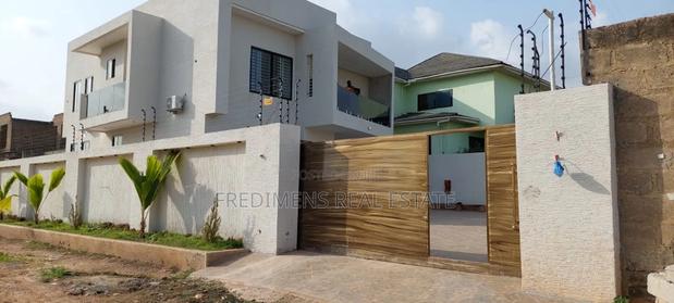 5bdrm House in Fredimens Real, Kumasi Metropolitan for sale · Photo 3