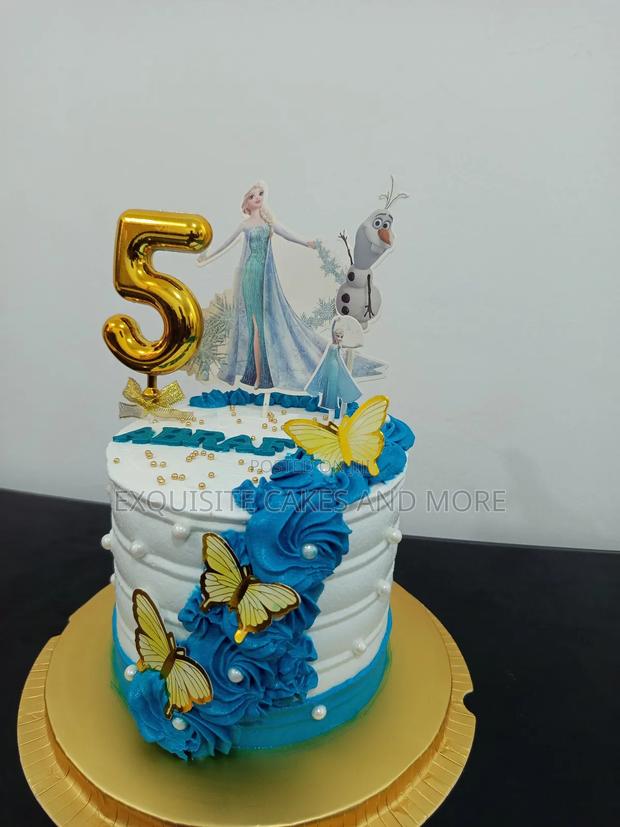 Turquoise Blue Kids Cake · Photo 2