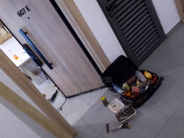 Professional Smart Lock Installer · Photo 2
