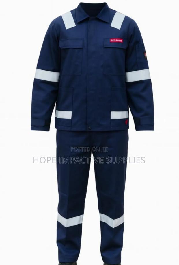 Fire Retardant Overall/Fireproof-top And Down(Redwing Brand). · Photo 1