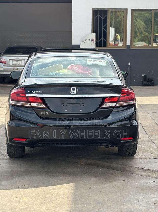 Honda Civic EX 4dr Sedan (1.8L 4cyl CVT) 2015 Black · Photo 2