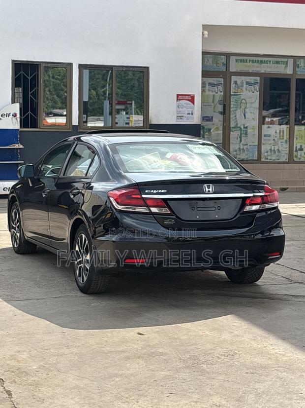 Honda Civic EX 4dr Sedan (1.8L 4cyl CVT) 2015 Black · Photo 3