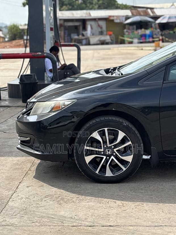 Honda Civic EX 4dr Sedan (1.8L 4cyl CVT) 2015 Black · Photo 5
