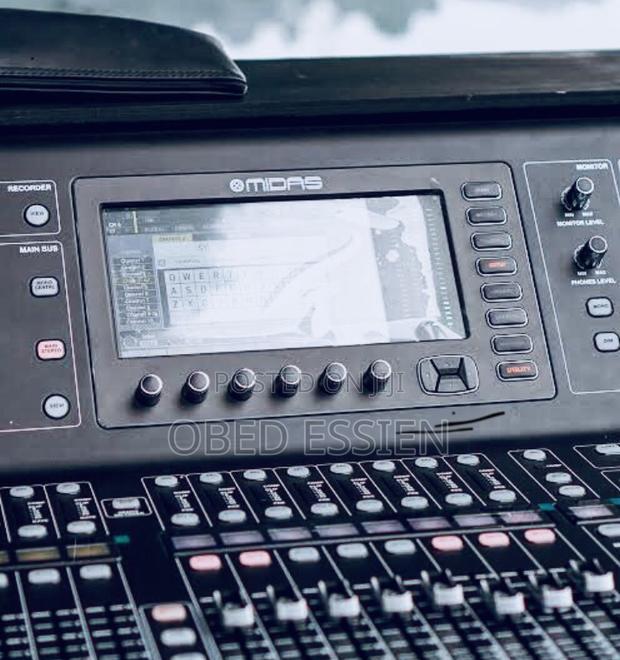 Midas 32 Channel Digital Mixer Board